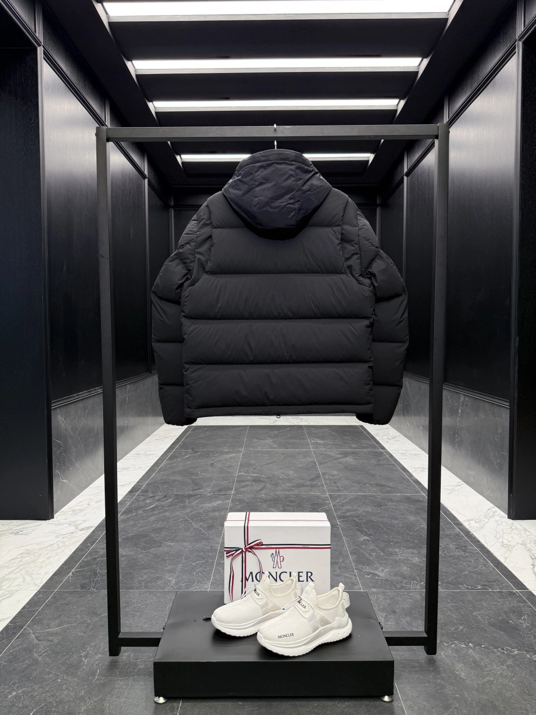 wg.luxury-- 7o9385r Down jacket Nylon laqué item: E-F501J1503H